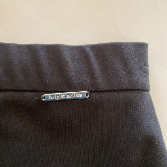 I Love Tyler Madison iltm Ava Skirt Button Front Black Stretch Sz L Ponte Knit - Picture 4 of 13